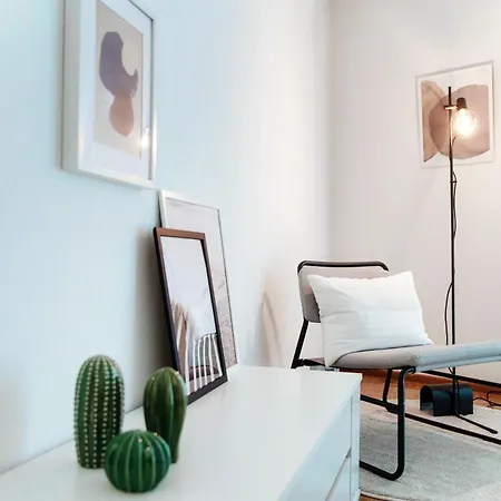 Appartamento Pink Flat By Quokka 360 - Close To The Italian Border *