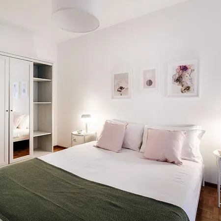 Pink Flat By Quokka 360 - Close To The Italian Border * Chiasso
